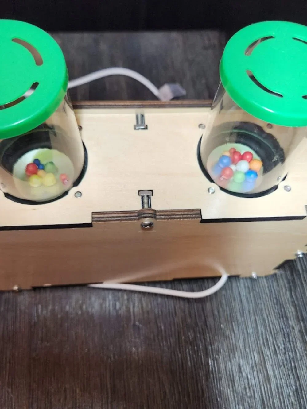 KiwiCo. Kiwi Co. Kinetic Light-up Bluetooth Speaker Science STEM Circuits USB Sp